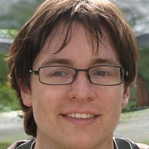 Meet your Posher, Charlesa